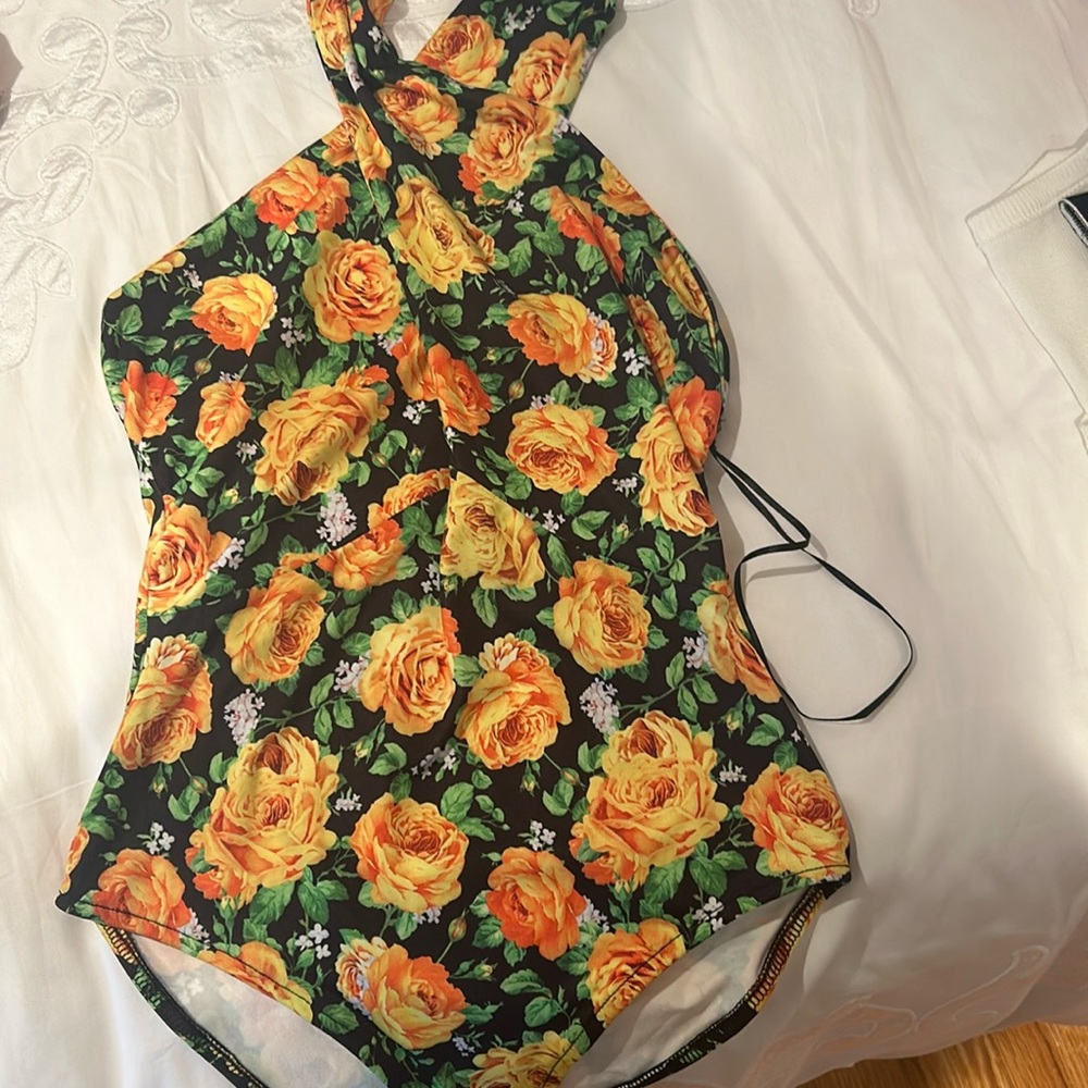 Zara bodysuit M